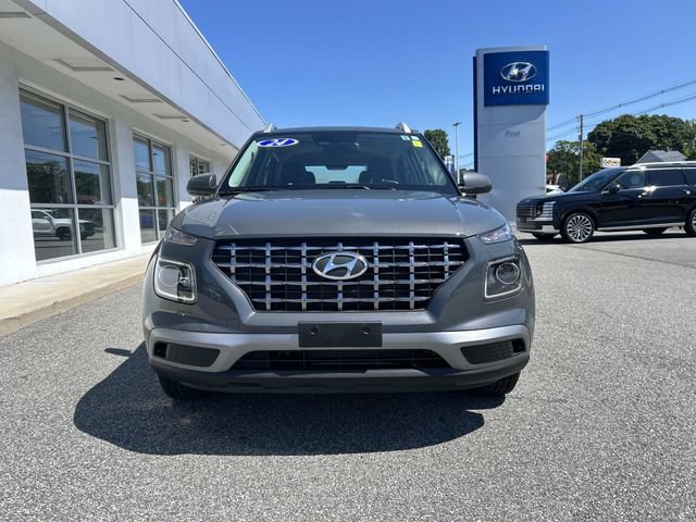 Certified 2024 Hyundai Venue SEL FWD image 7