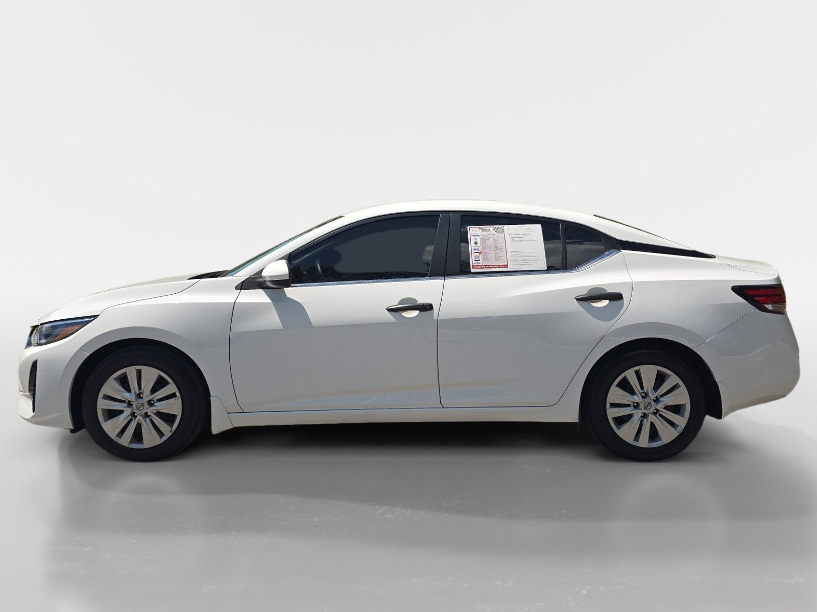 Used 2024 Nissan Sentra S FWD image 2