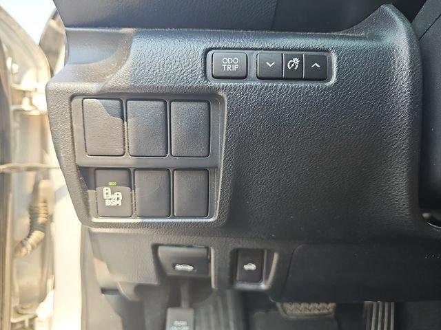 Used 2015 Lexus IS 250 AWD w/ Navigation System Package image 31
