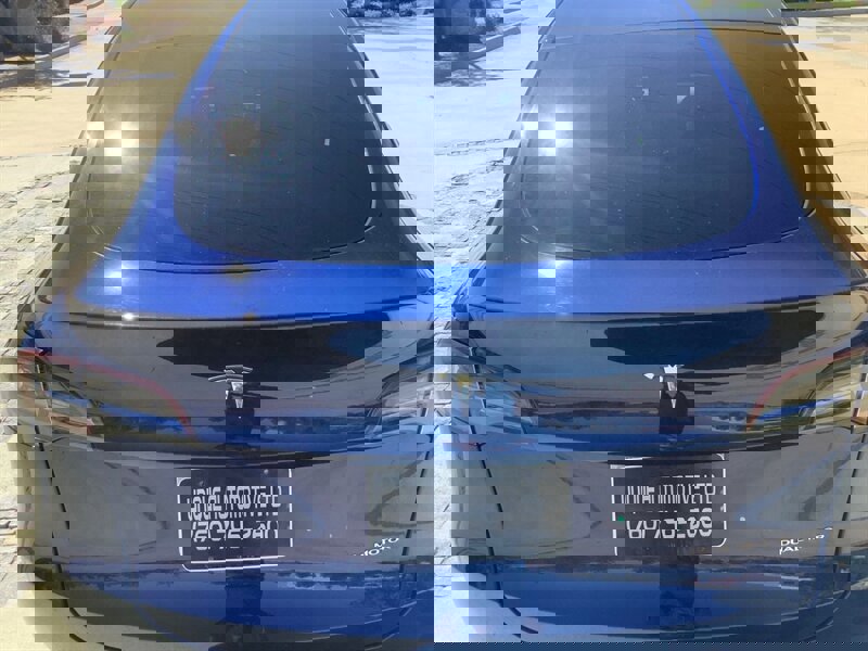 Used 2020 Tesla Model Y Long Range image 17