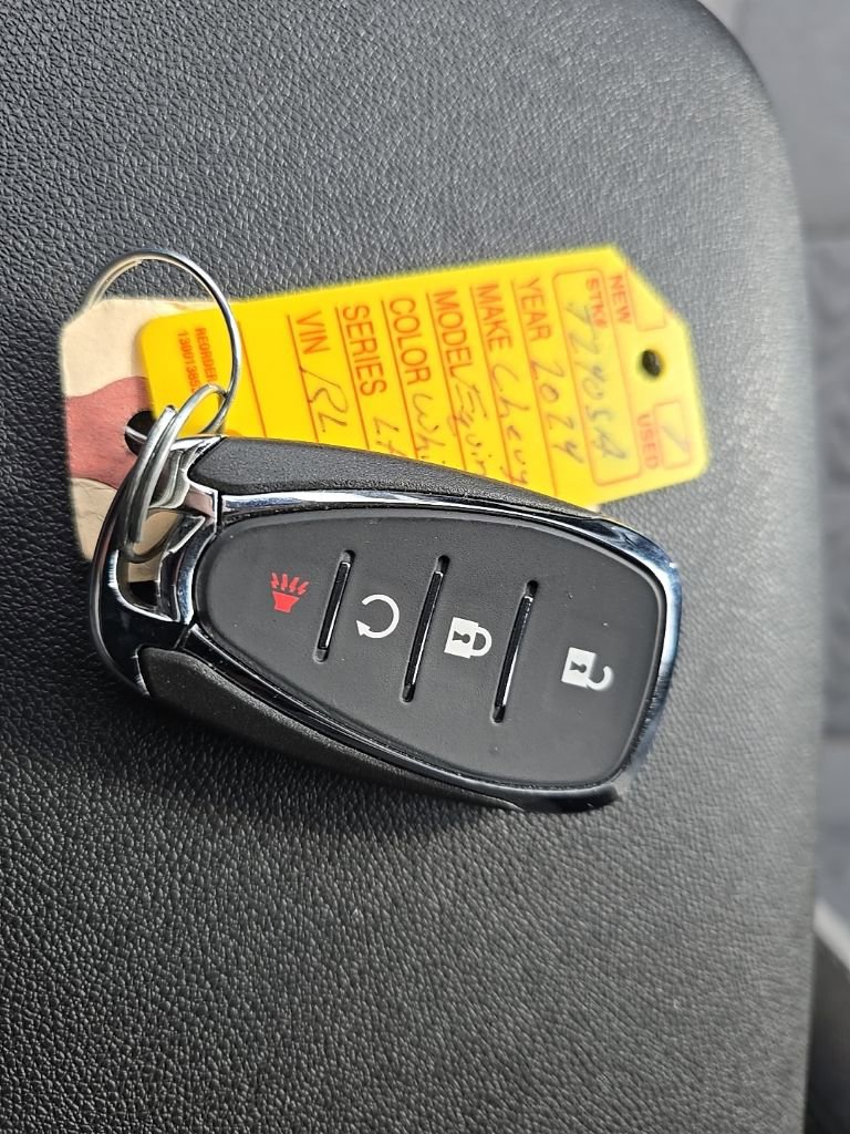 Used 2024 Chevrolet Equinox LS w/ LS Convenience Package image 8