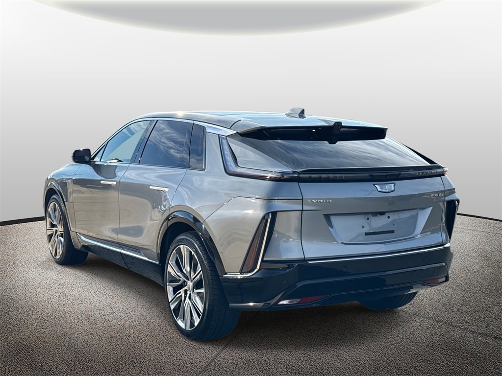 Used 2024 Cadillac Lyriq Luxury w/ LPO, Floor Liner Package image 6