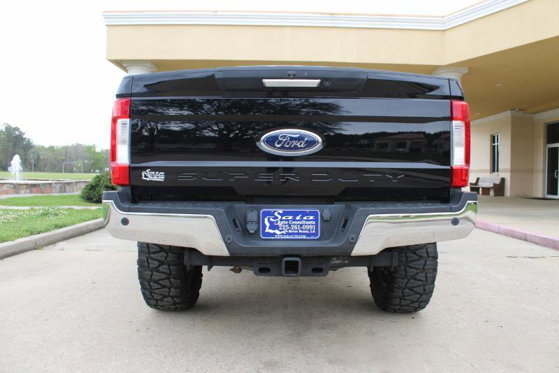 Used 2017 Ford F250 Lariat w/ FX4 Off-Road Package image 15