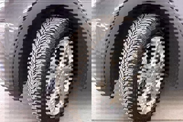 Used 2020 Chevrolet Bolt LT image 33