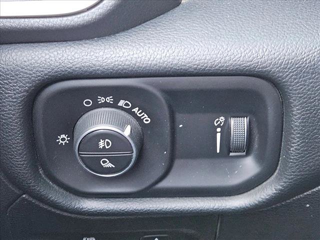 Used 2021 RAM 1500 Big Horn RWD image 13