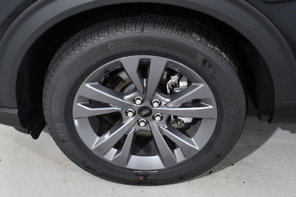 New 2025 Ford Explorer Active w/ Active Comfort Package image 25