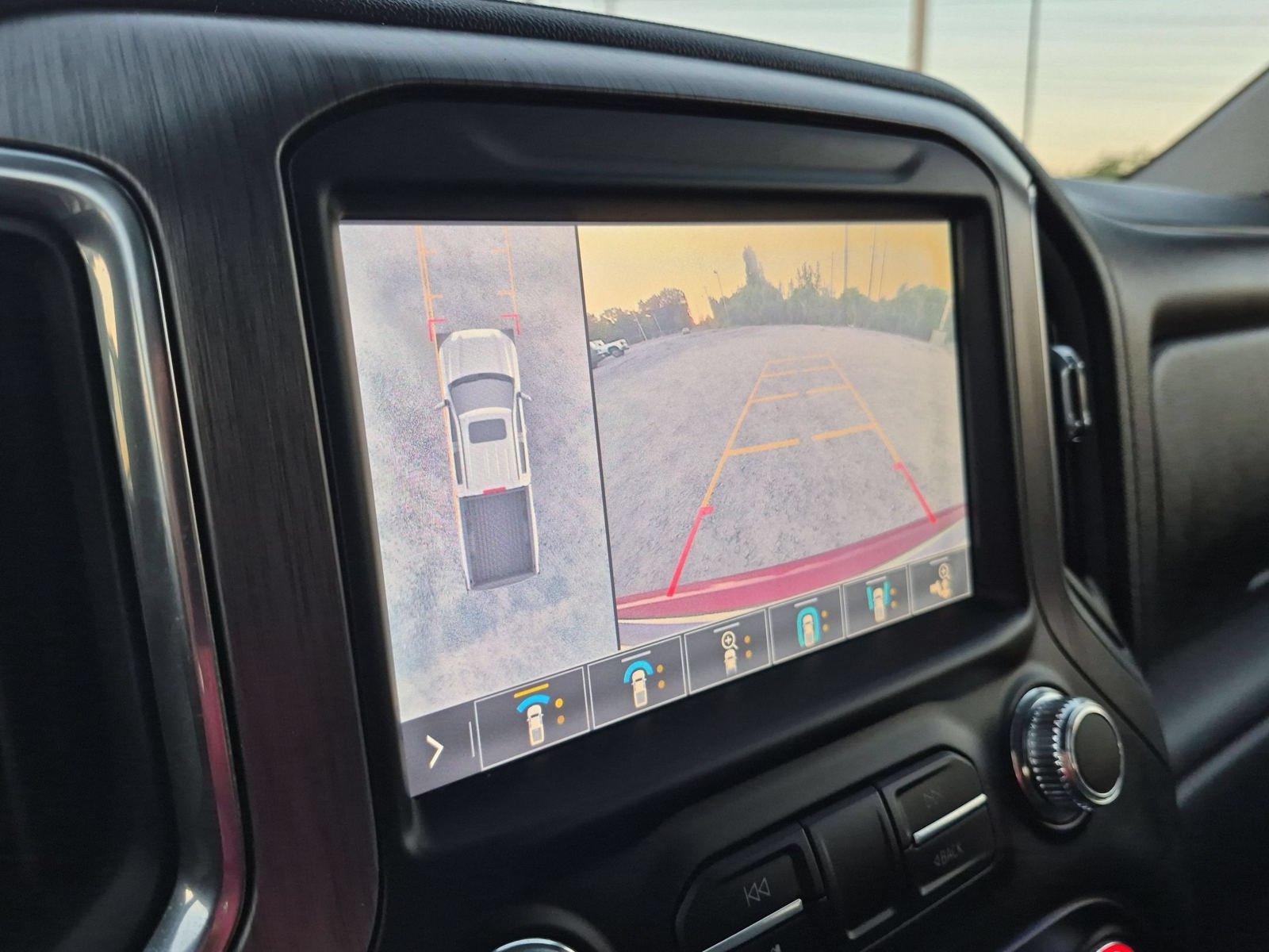 Used 2019 GMC Sierra 1500 Denali w/ Denali Ultimate Package AWD/4WD image 19