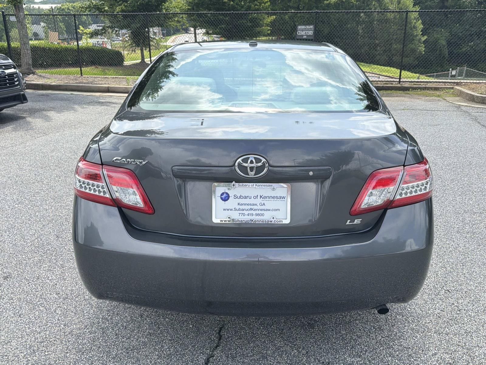 Used 2010 Toyota Camry LE FWD image 6