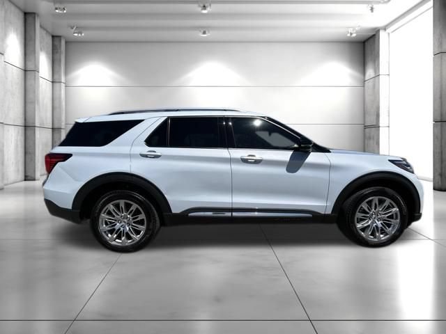 Used 2025 Ford Explorer Platinum AWD/4WD image 9