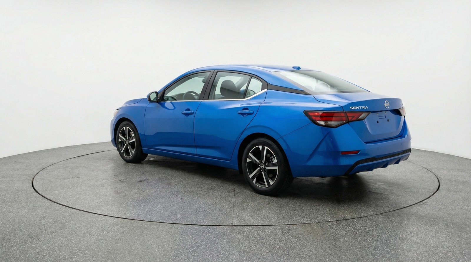 Used 2025 Nissan Sentra SV FWD image 5