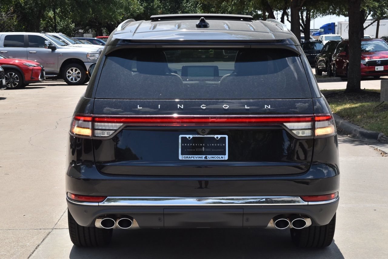 New 2026 Lincoln Aviator Reserve AWD/4WD image 8