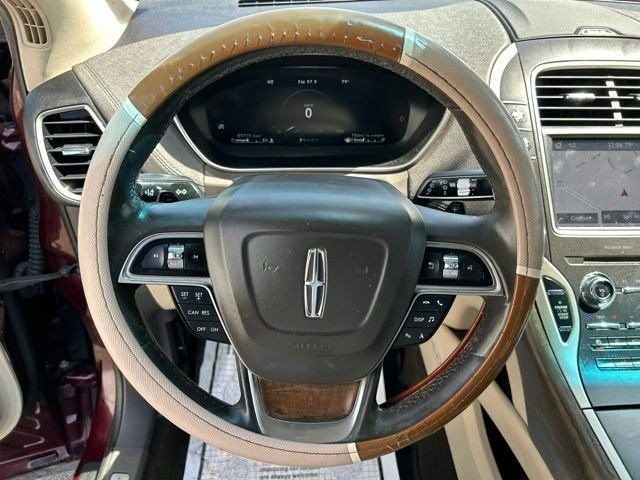 Used 2020 Lincoln Nautilus Reserve w/ Cargo Utility Package FWD image 17