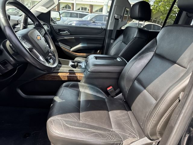 Used 2019 Chevrolet Suburban LT AWD/4WD image 19