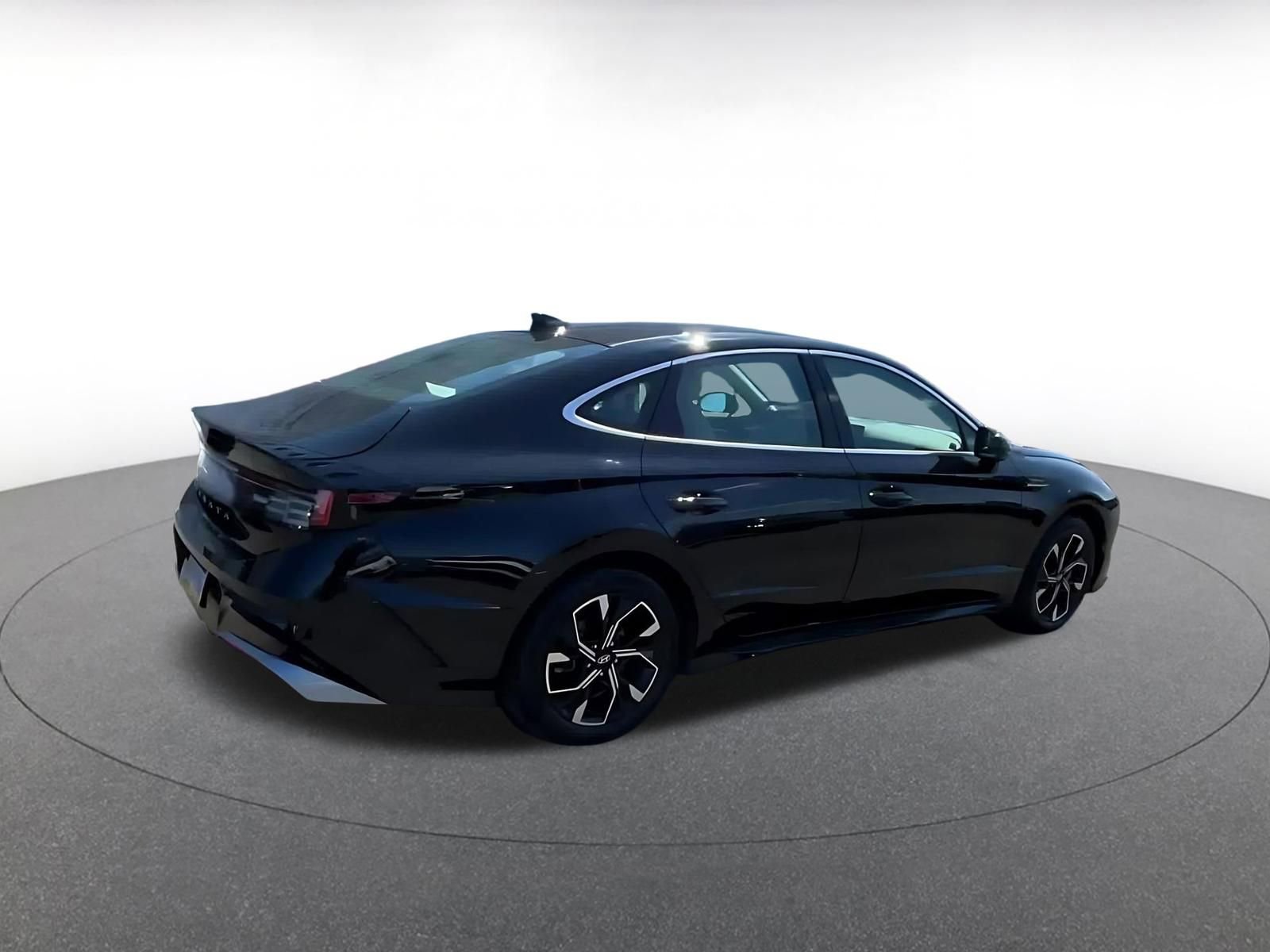 Used 2025 Hyundai Sonata SEL image 15