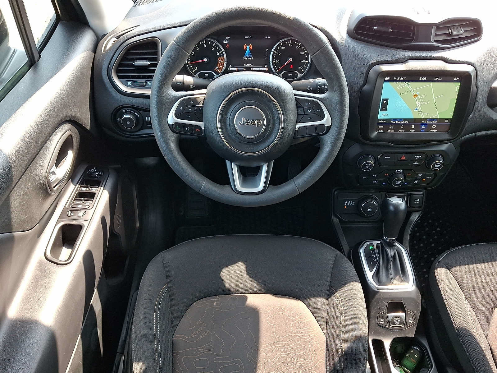 Certified 2023 Jeep Renegade Latitude AWD/4WD image 11