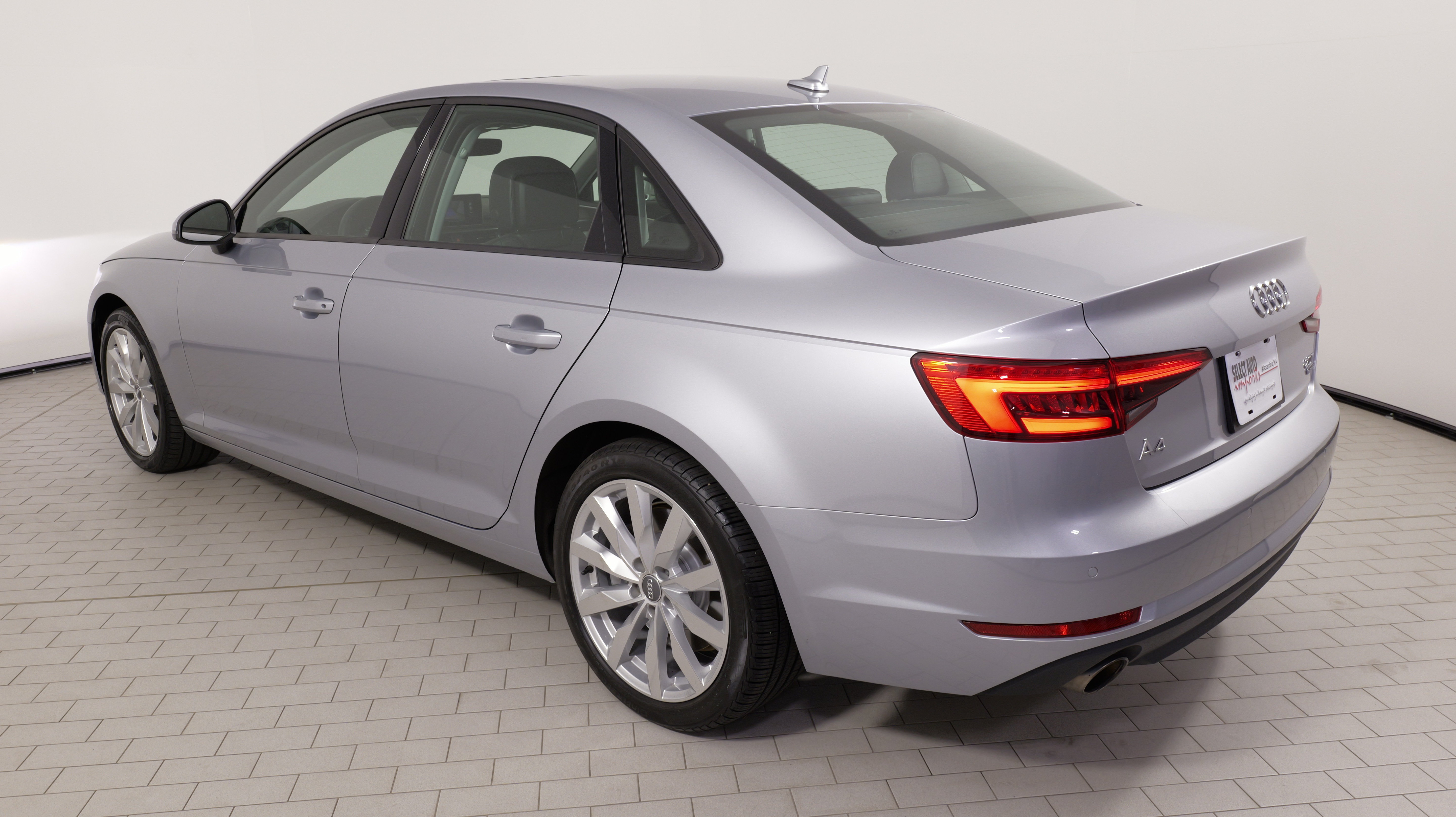 Used 2017 Audi A4 2.0T Premium w/ Audi MMI Navigation Plus AWD/4WD image 12