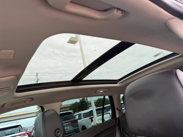 Used 2020 Buick Envision Essence w/ Experience Buick Package FWD image 31