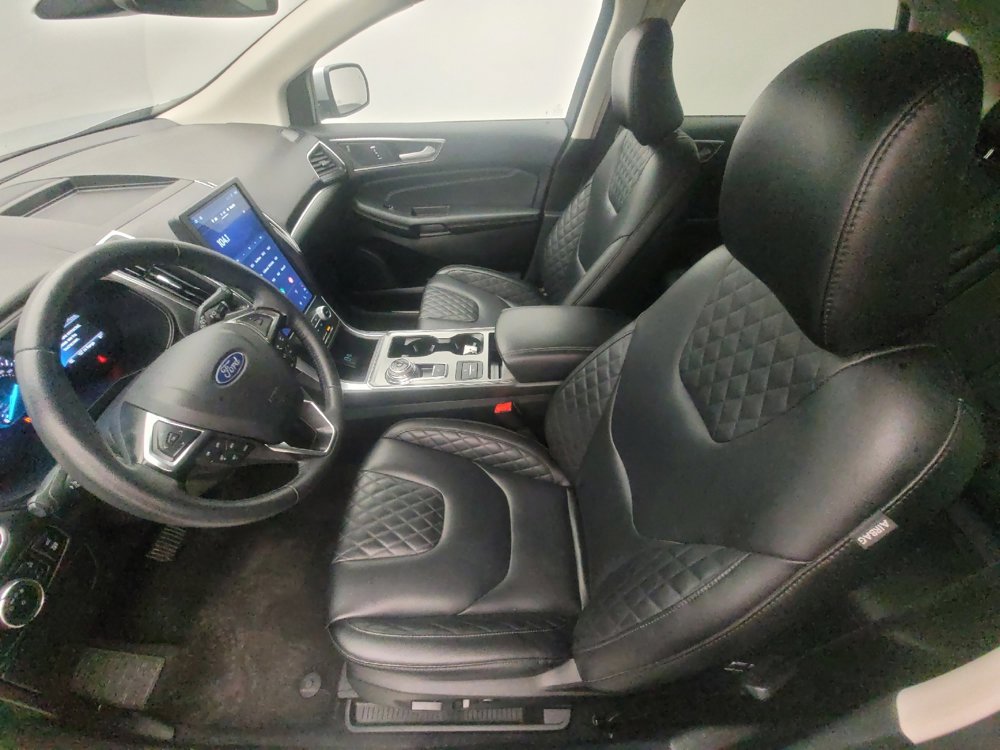 Used 2024 Ford Edge Titanium image 17