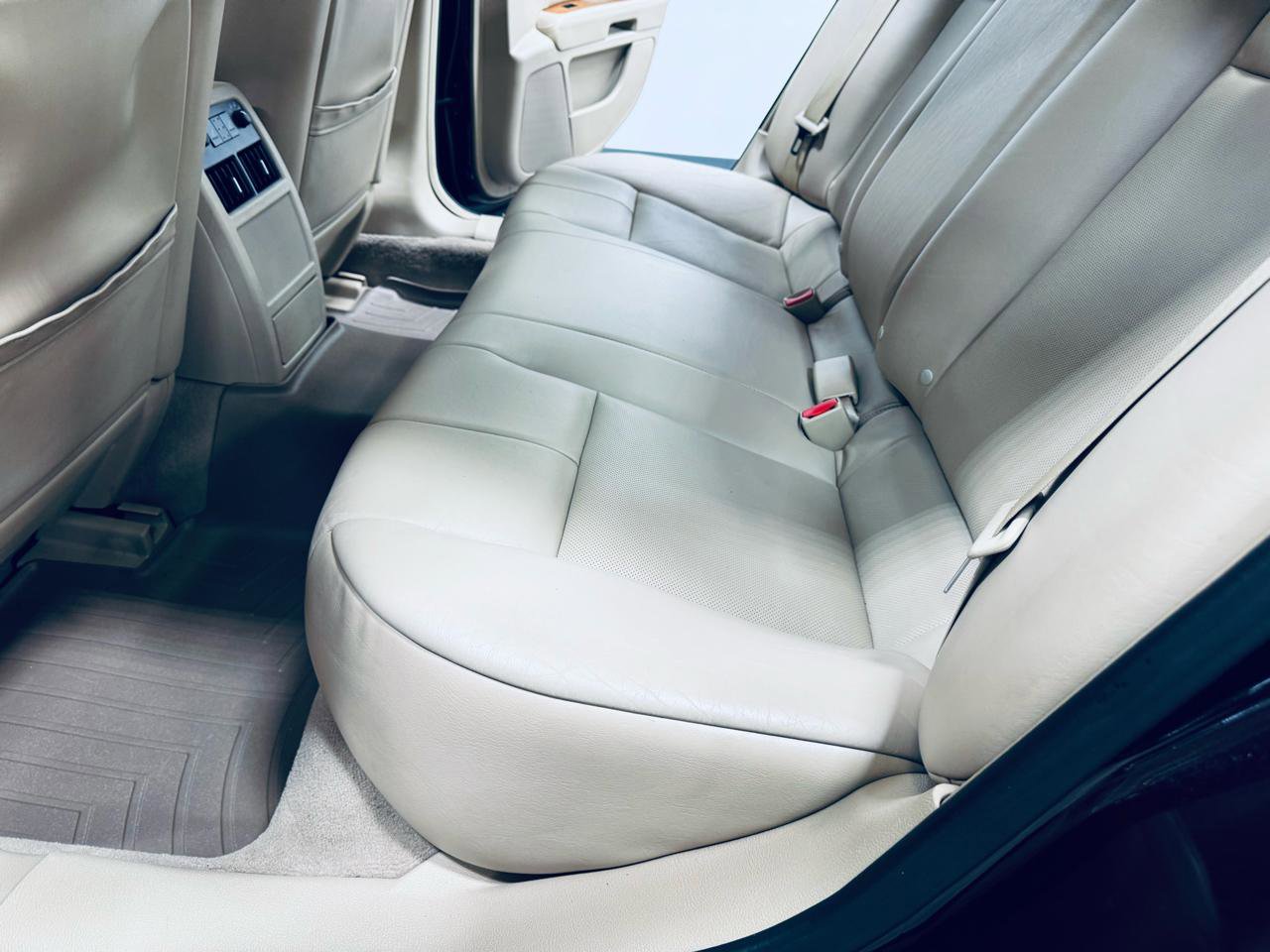 Used 2009 Cadillac STS Luxury w/ Rwd Preferred Equipment Group image 35