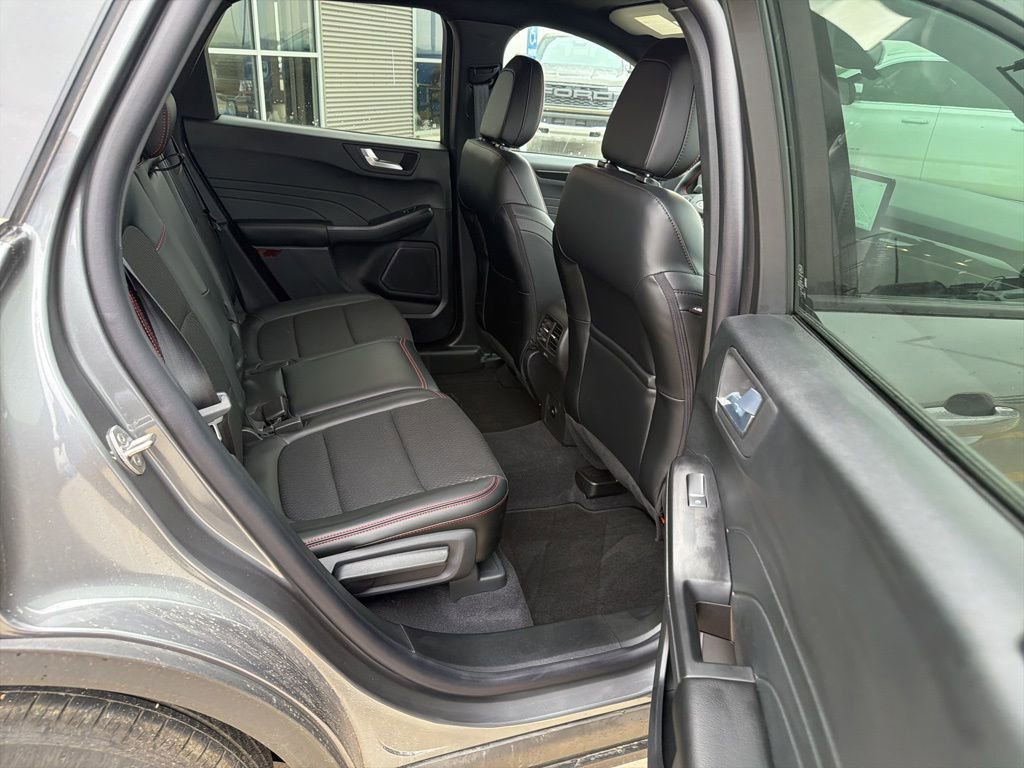 Used 2026 Ford Escape ST-Line w/ Tech Pack #1 image 25