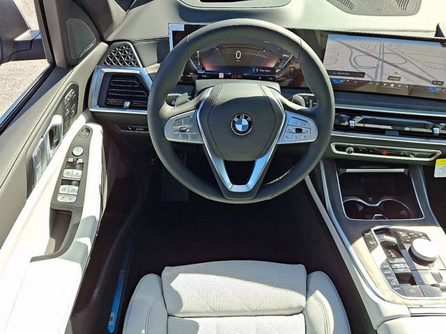 Certified 2026 BMW X7 xDrive40i AWD/4WD image 8