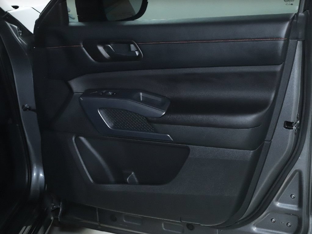 Used 2024 Nissan Pathfinder Rock Creek AWD/4WD image 35
