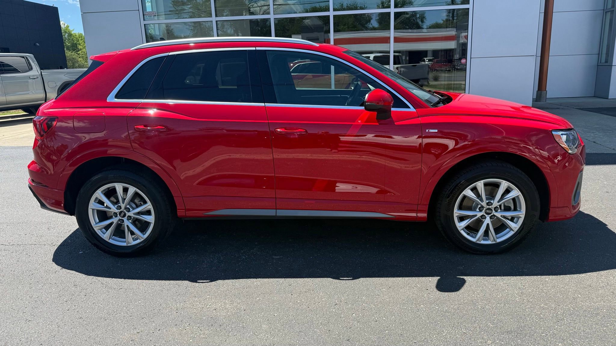 Used 2022 Audi Q3 2.0T Premium AWD/4WD video 1