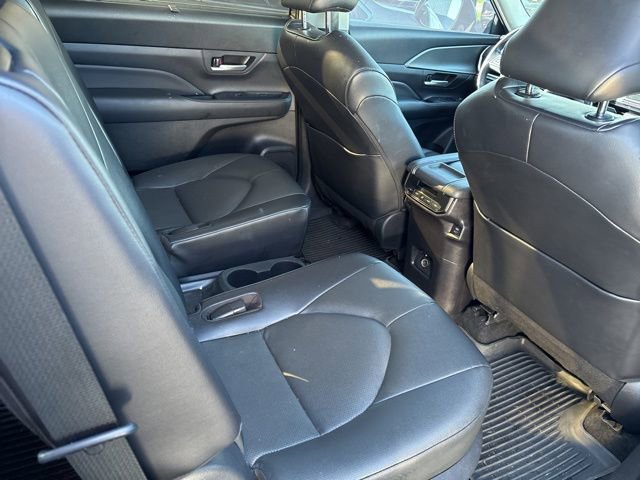 Used 2024 Toyota Grand Highlander XLE image 8