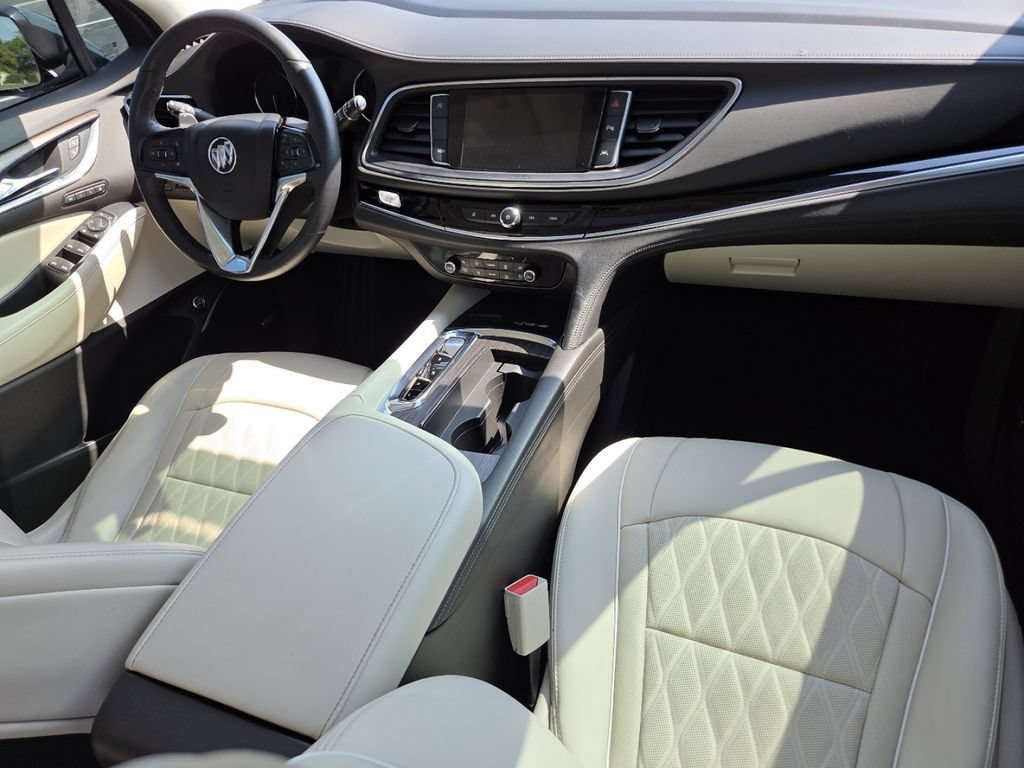 Used 2024 Buick Enclave Avenir w/ Avenir Technology Package FWD image 31