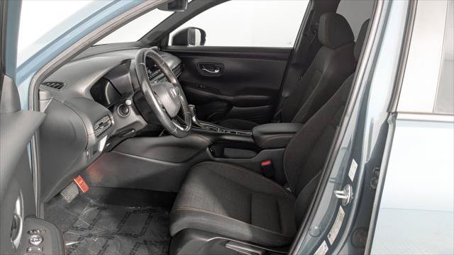 Used 2024 Honda HR-V Sport image 14