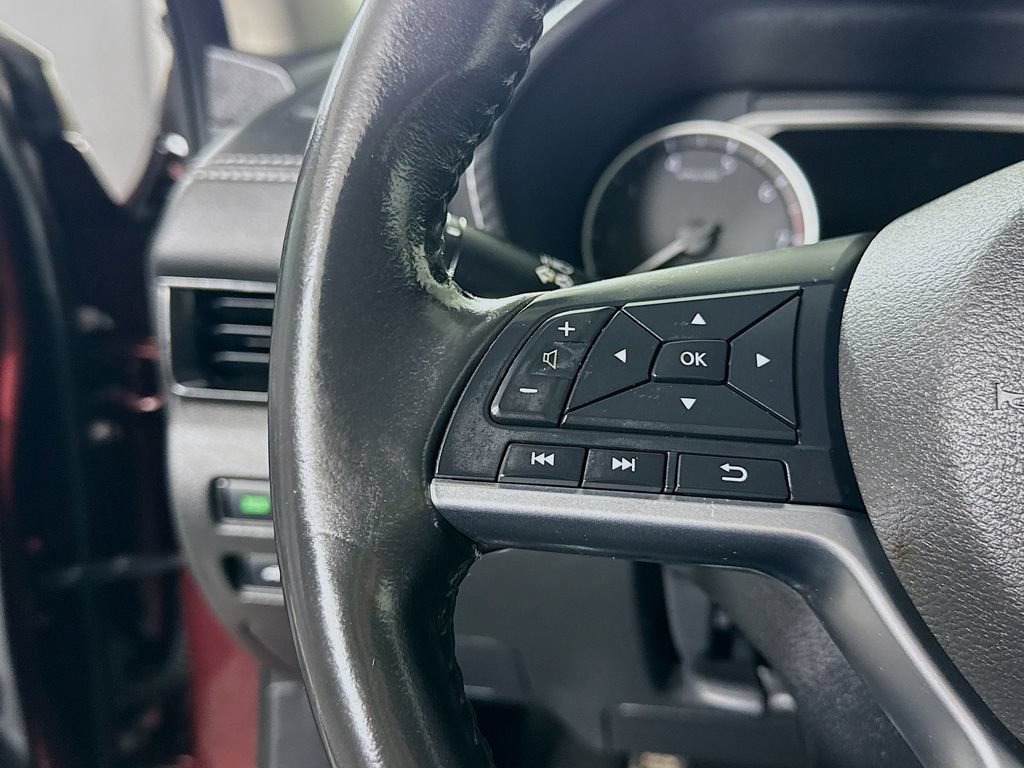 Certified 2021 Nissan Sentra SV FWD image 20