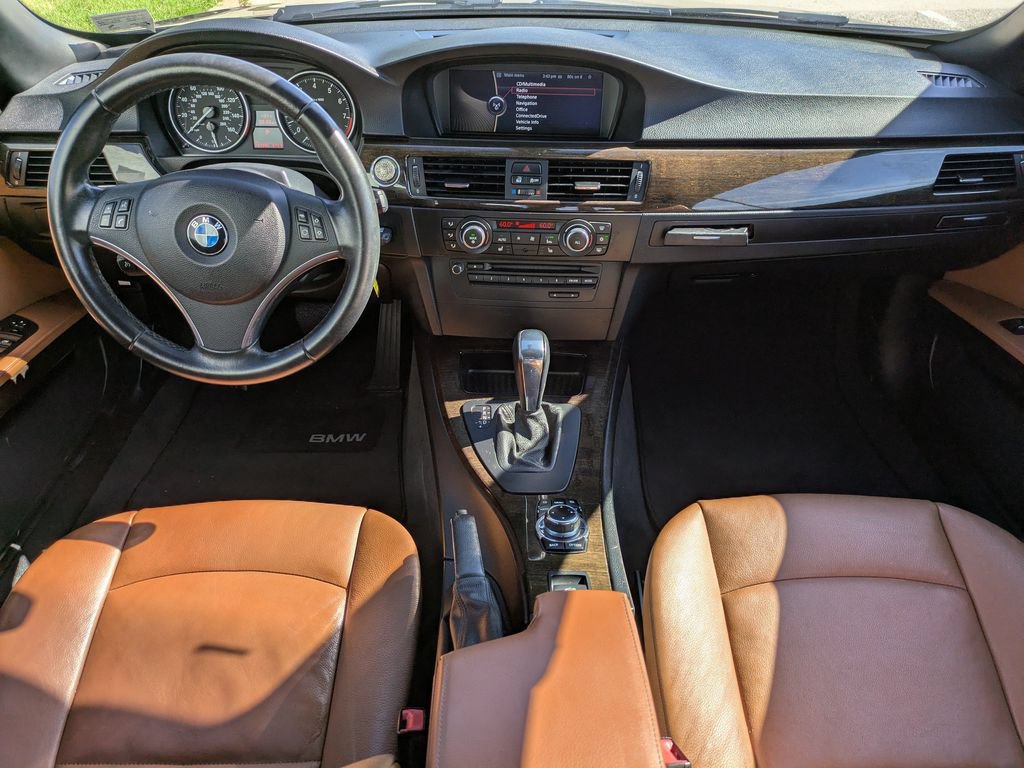 Used 2012 BMW 328i Convertible RWD image 15