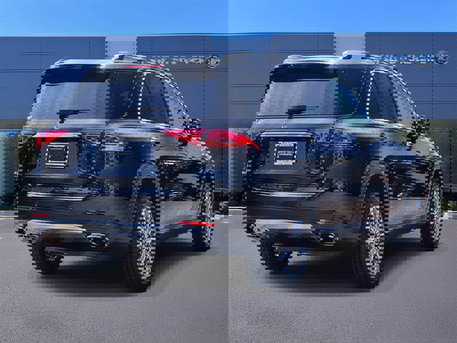 Used 2023 Mercedes-Benz GLE 350 image 4