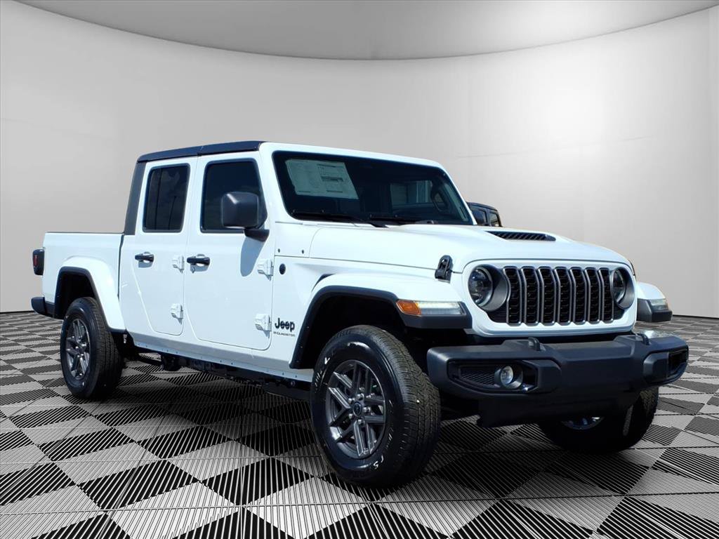 New 2026 Jeep Gladiator Sport AWD/4WD image 1