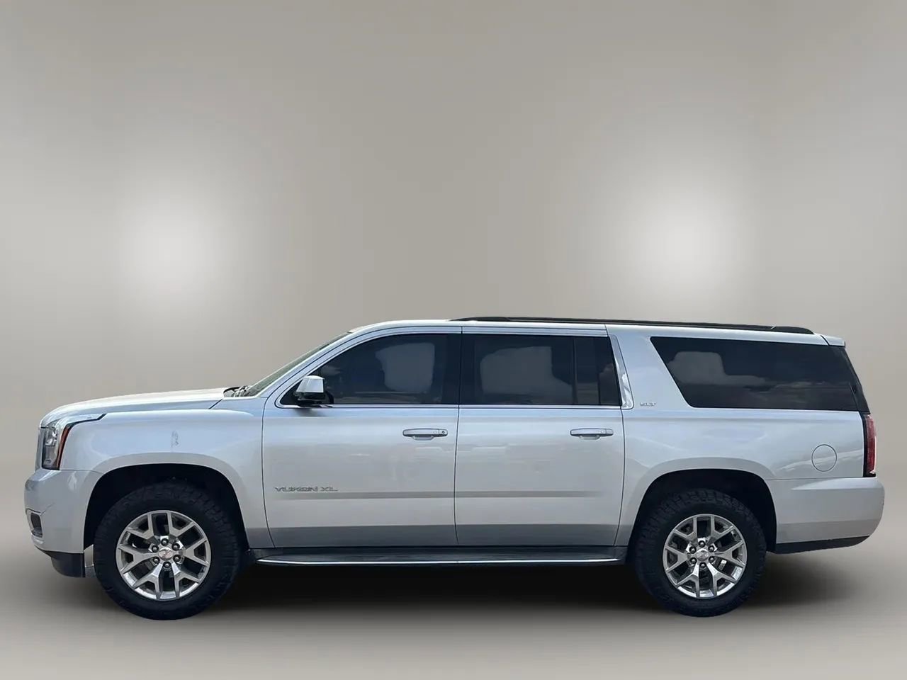 Used 2015 GMC Yukon XL SLT AWD/4WD image 2