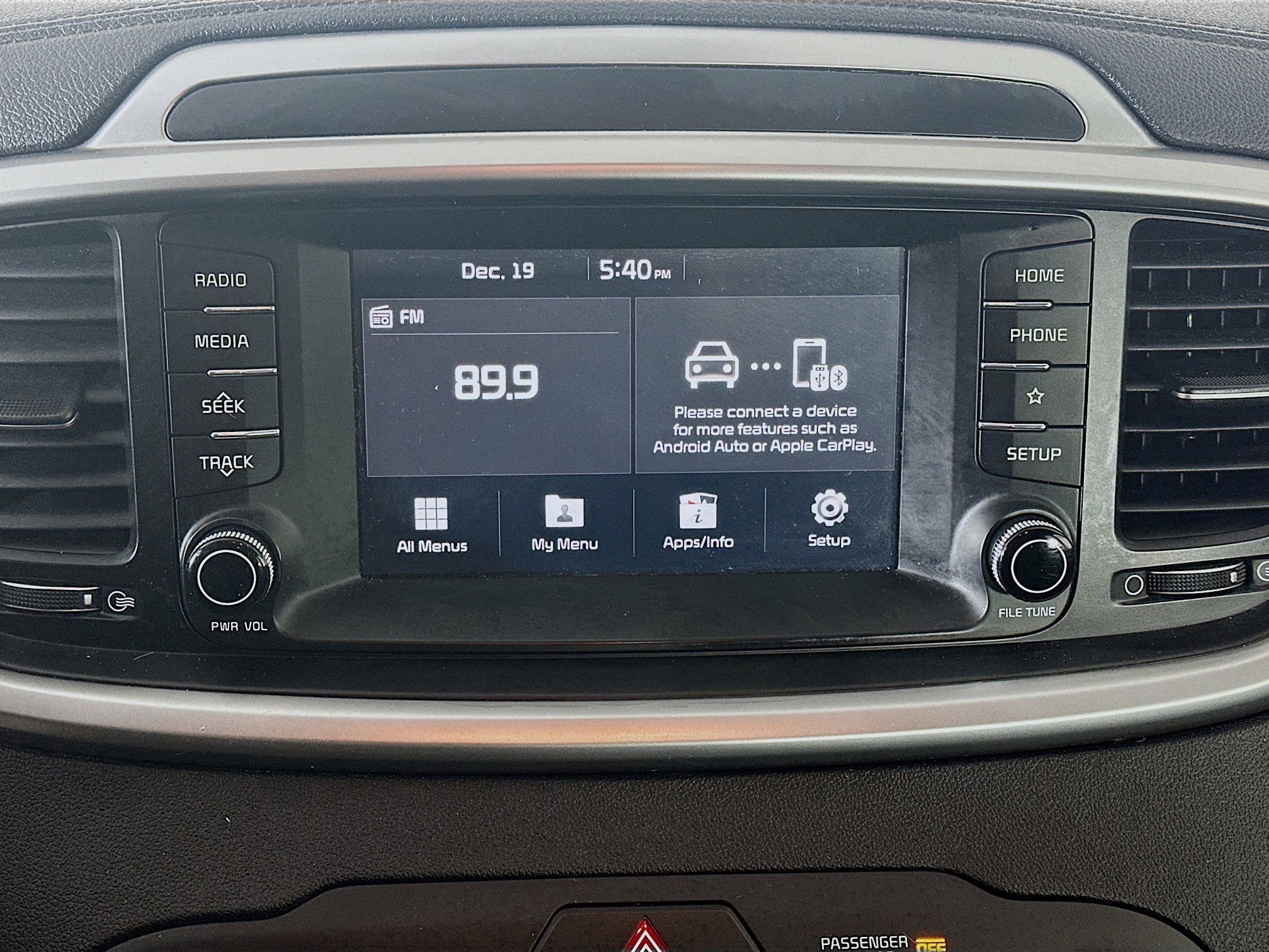 Used 2019 Kia Sorento LX image 21