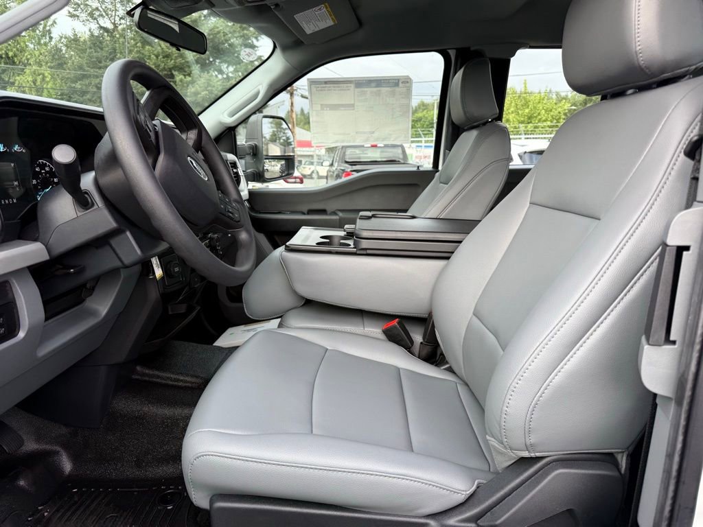 New 2025 Ford F450 XL image 10