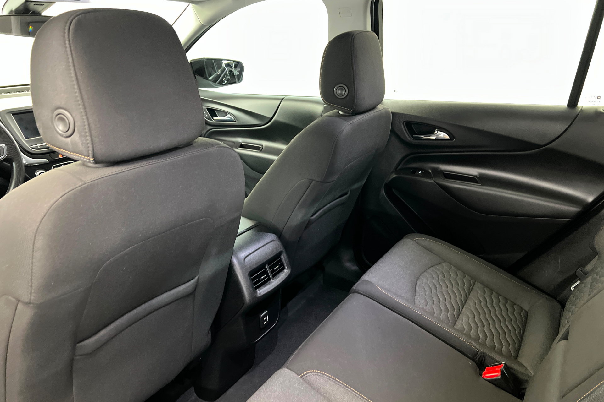 Used 2020 Chevrolet Equinox LT FWD image 20