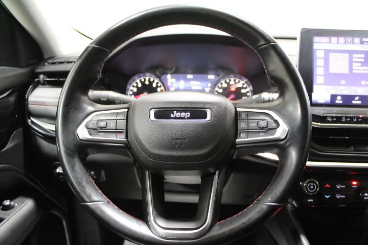 Used 2022 Jeep Compass Trailhawk w/ Trailhawk Convenience Group image 27