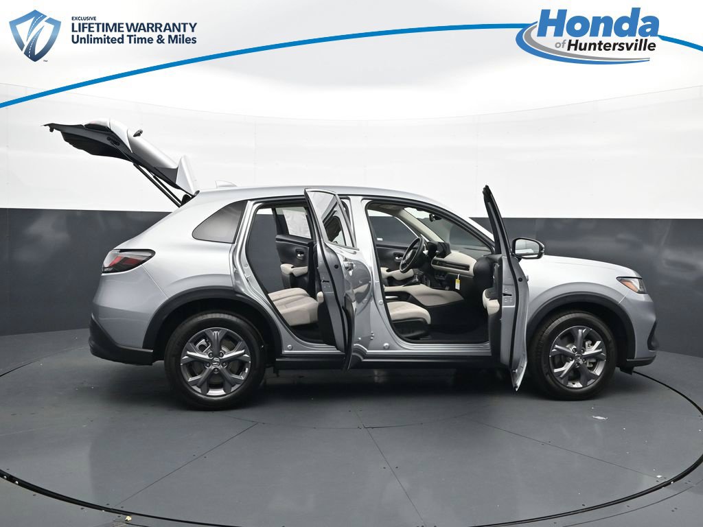 New 2027 Honda HR-V LX image 56