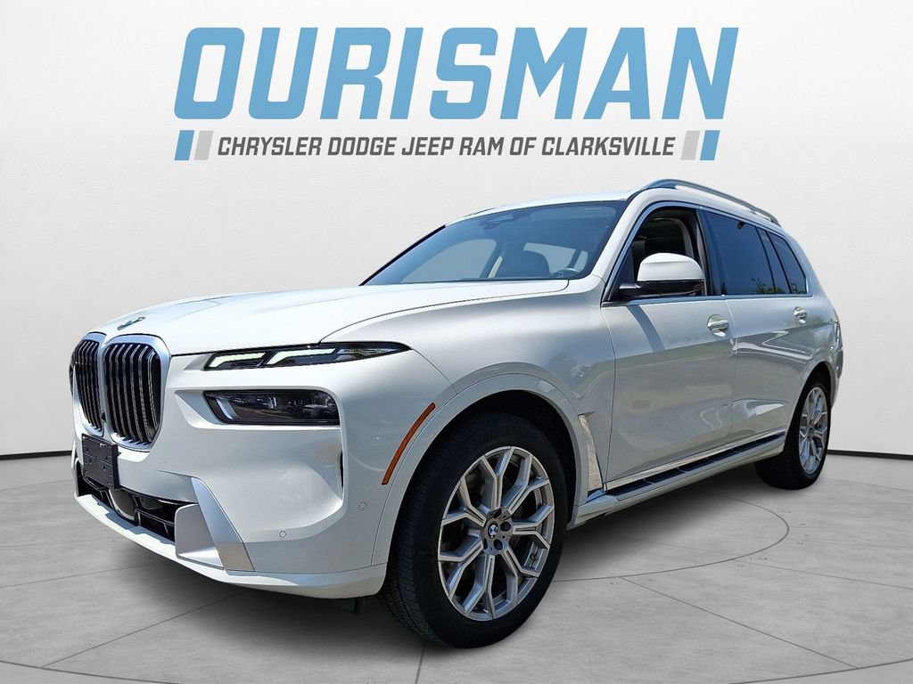 Used 2026 BMW X7 xDrive40i AWD/4WD image 3