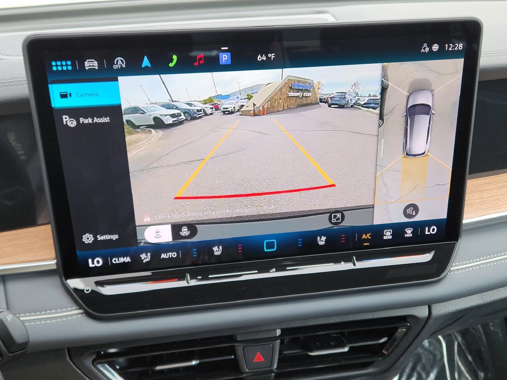 New 2027 Volkswagen Tiguan SEL R-Line AWD/4WD image 8