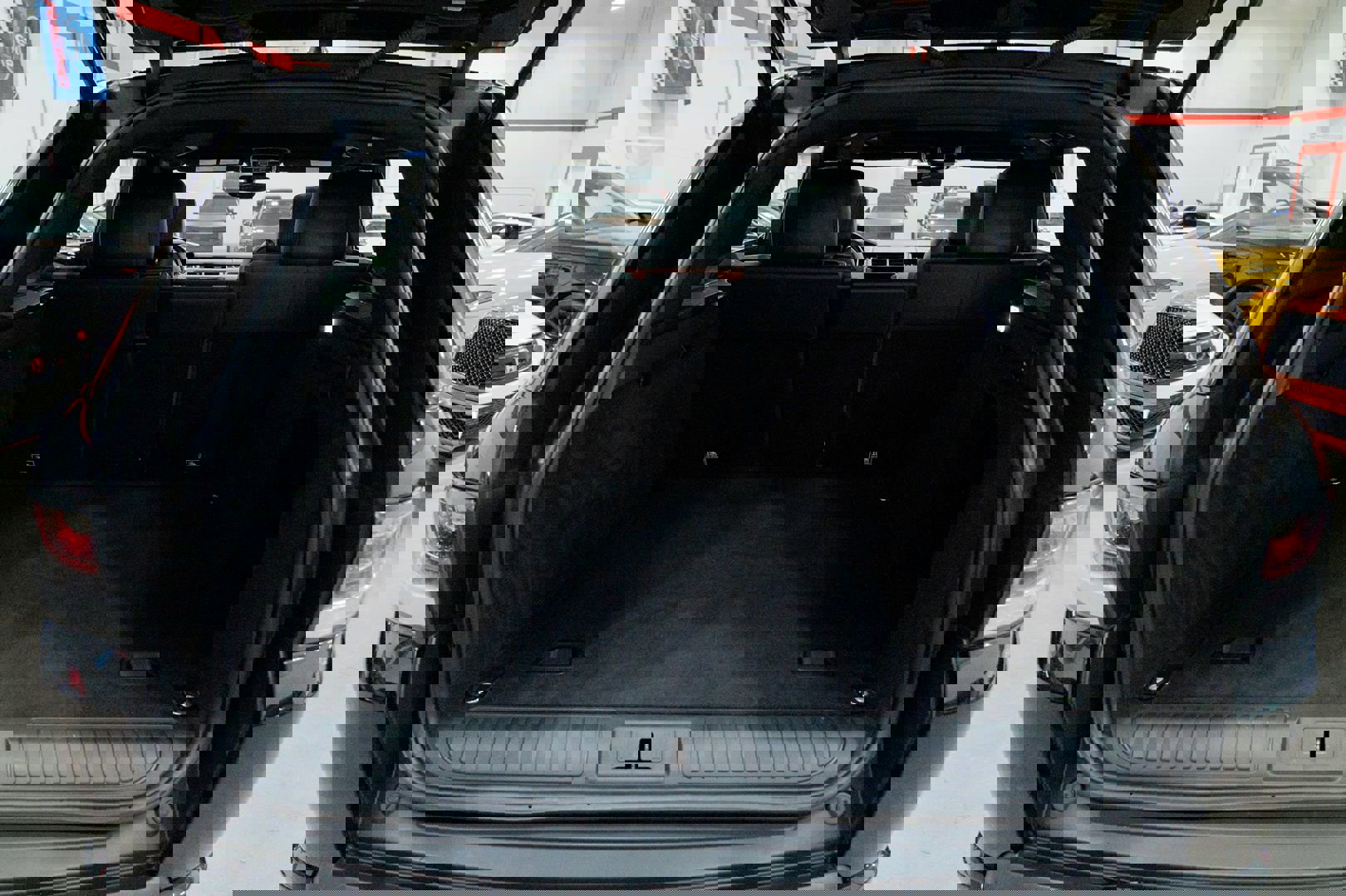 Used 2017 Land Rover Range Rover Sport Autobiography image 18