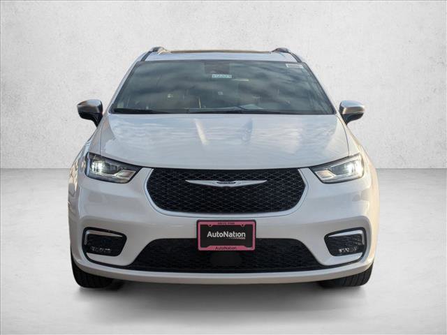 New 2026 Chrysler Pacifica Pinnacle image 6