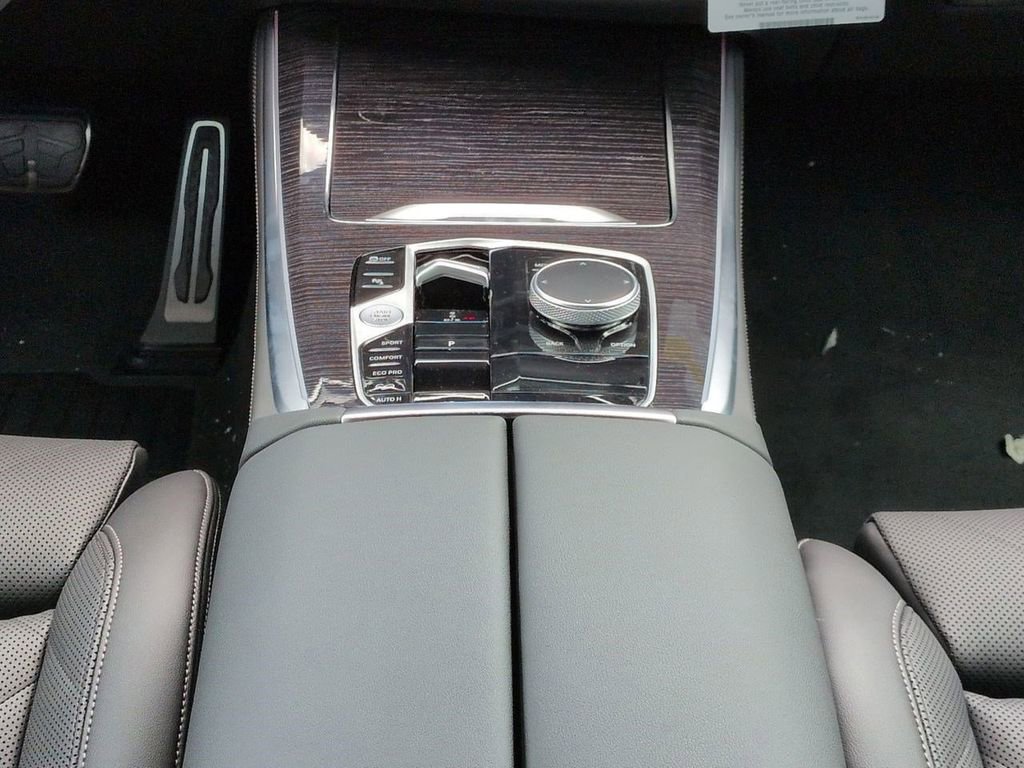 New 2026 BMW X5 xDrive40i w/ M Sport Package image 19