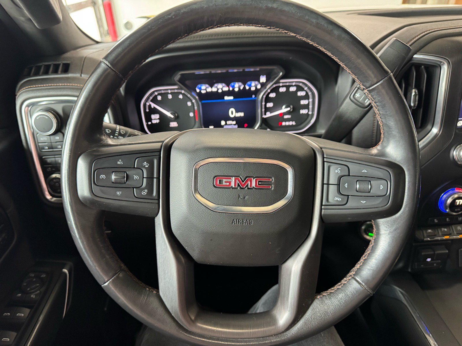 Used 2019 GMC Sierra 1500 AT4 w/ AT4 Premium Package AWD/4WD image 30