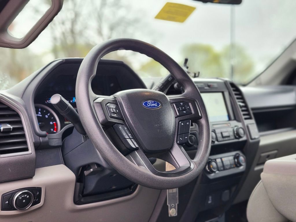 Certified 2022 Ford F250 XL w/ STX Appearance Package image 19