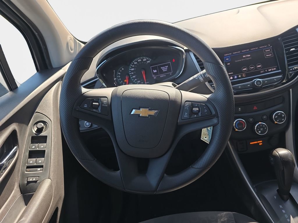 Used 2020 Chevrolet Trax LS w/ Tint and Cruise Package FWD image 11