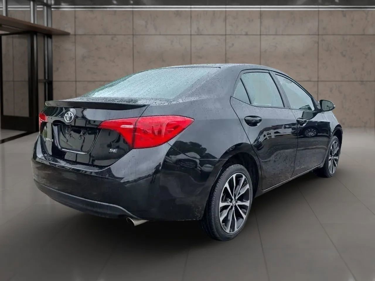 Used 2019 Toyota Corolla SE FWD image 7