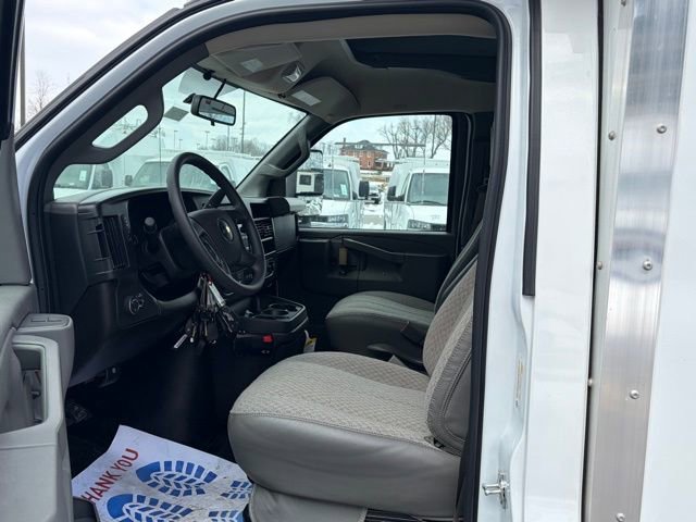 New 2025 Chevrolet Express 3500 w/ Power Convenience Package image 15